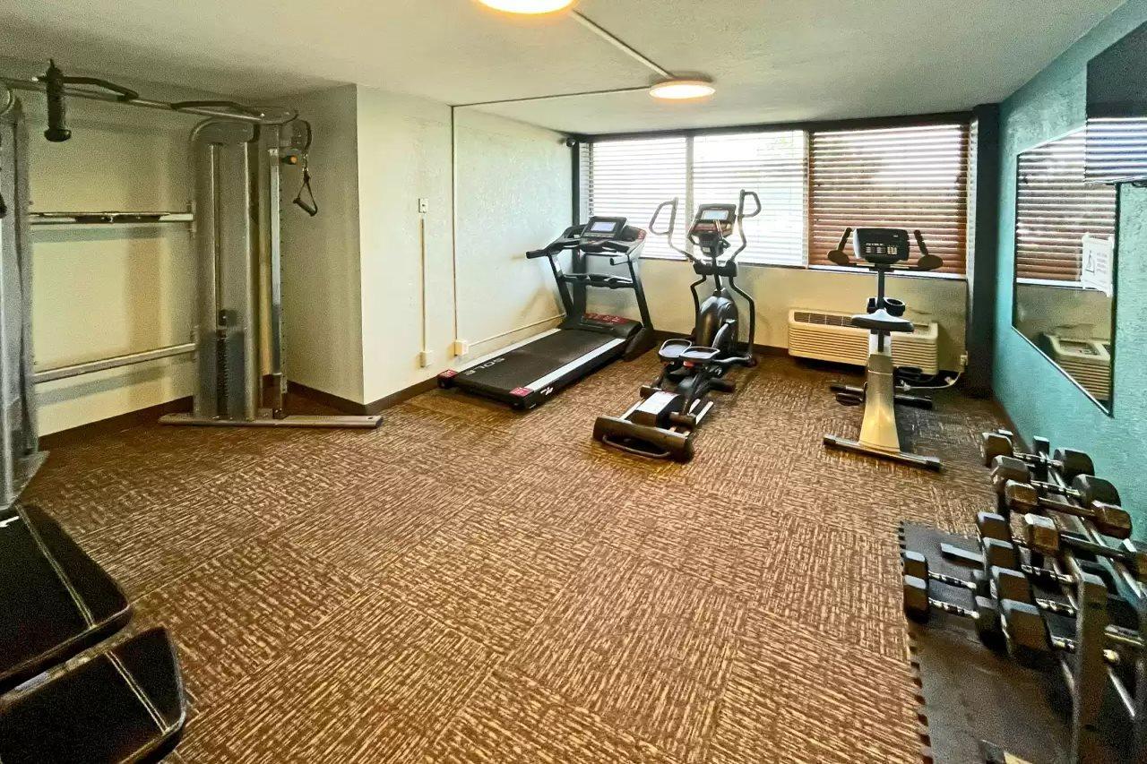 Quality Inn & Suites Цинциннати Экстерьер фото